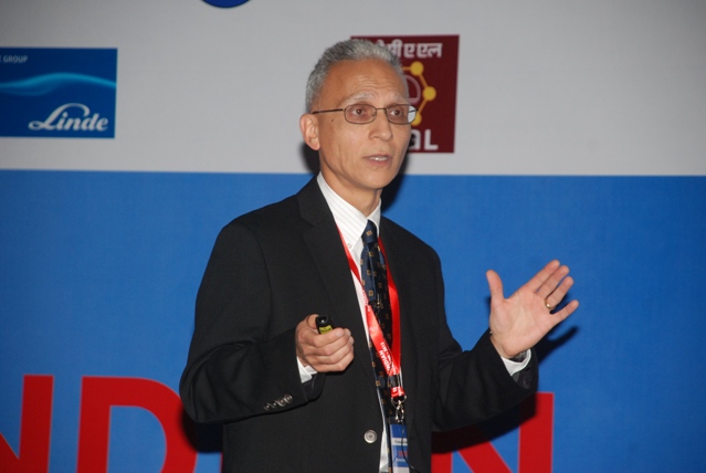 Dr. Ahmad Moini